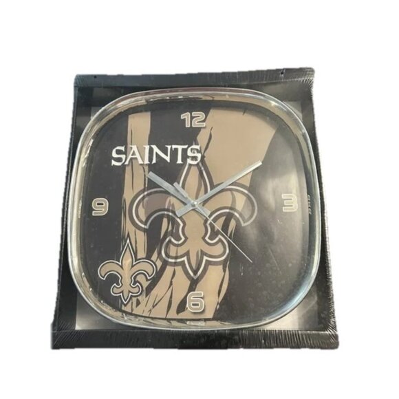 Memory company NFL football Saints wall clock fluer di lis AA Batteries - Picture 1 of 2
